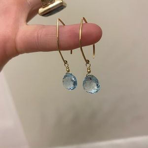 Delicate gold earrings